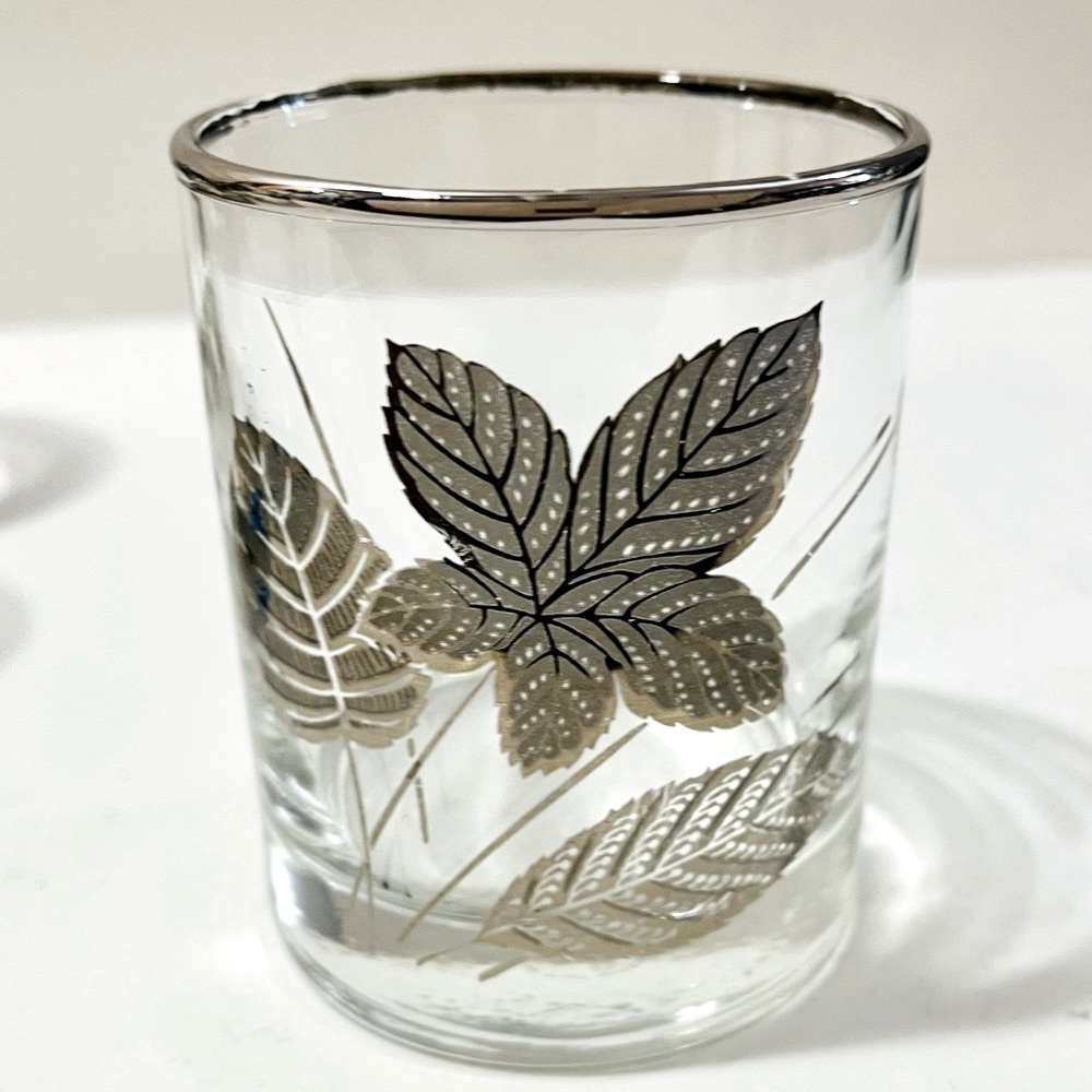 Libby MCM VTG Barware Rocks Glasses Set of 4 Tumblers Embossed Silver Leaves Rim - Picture 6 of 16